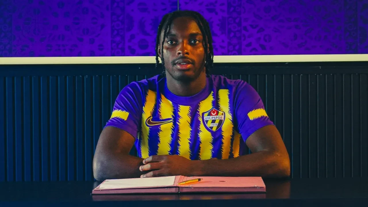 Eyüpspor’a Nijeryalı golcü! İstanbul ekibi, Ahmed Abdullahi’yi kadrosuna kattı